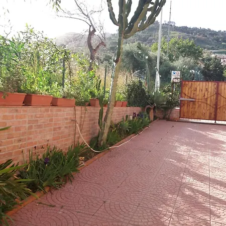 Fabiene Familyholidays Gelsomino Apartment *